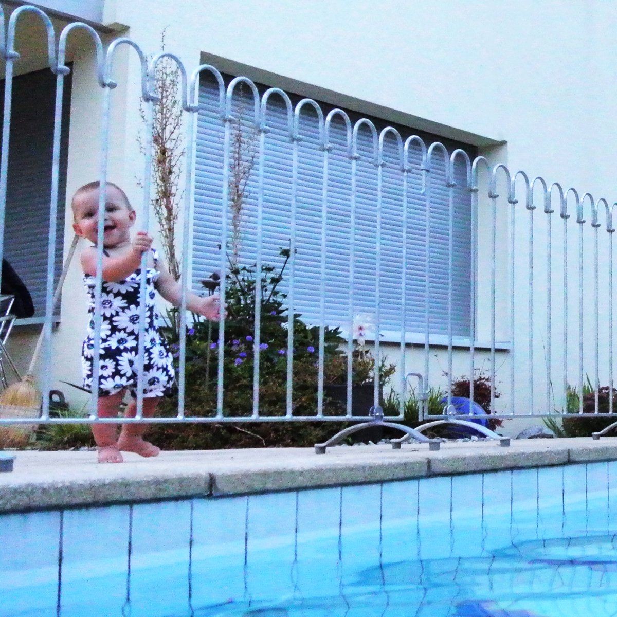 Recinzione di sicurezza per bambini da 1 m / recinzione per piscina (zincata)