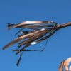 Strega meteorologa su scopa con corvo in rame (fatto a mano)